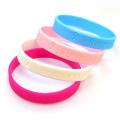 Wholesale promotional efficient service silicone usb flash drive game bracelet love wristband